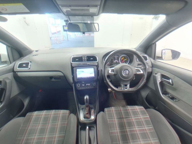 2012 VOLKSWAGEN POLO GTI — photograph 4