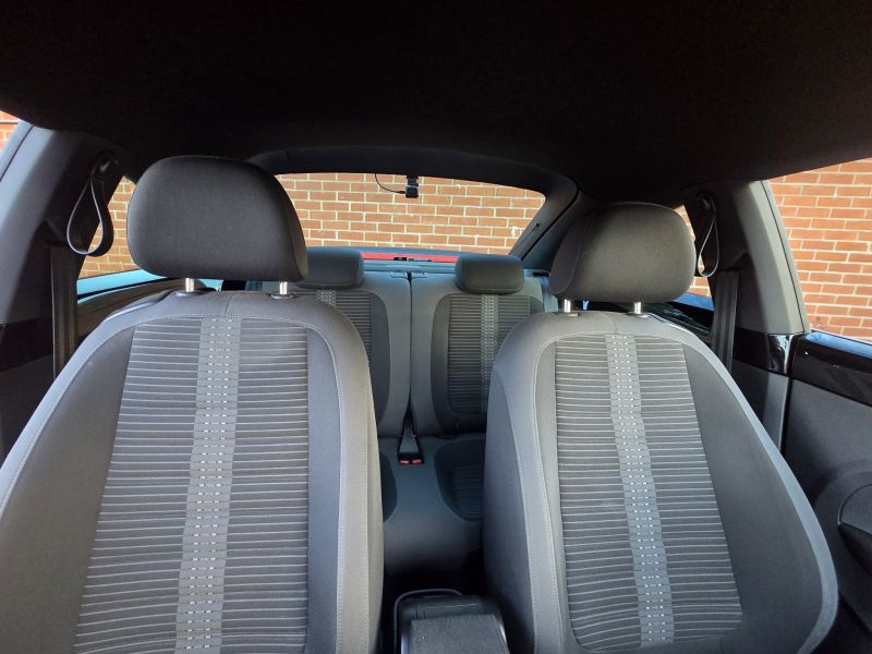 2014 VOLKSWAGEN THE BEETLE TURBO — photograph 15