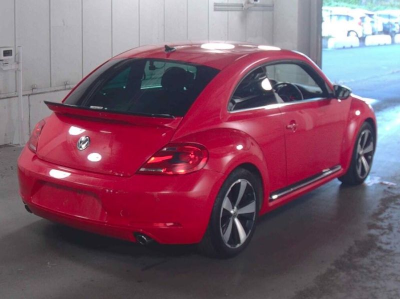 2014 VOLKSWAGEN THE BEETLE TURBO — photograph 24