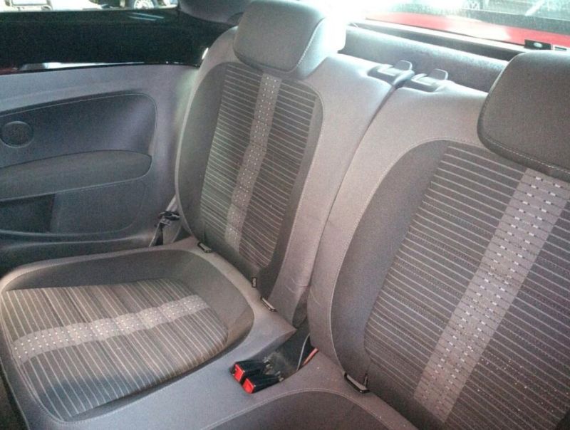 2014 VOLKSWAGEN THE BEETLE TURBO — photograph 27