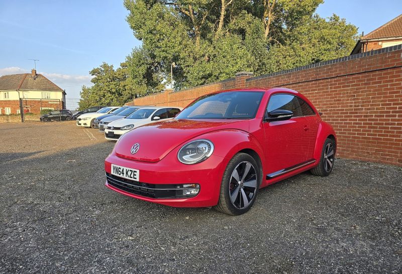 2014 VOLKSWAGEN THE BEETLE TURBO — photograph 5