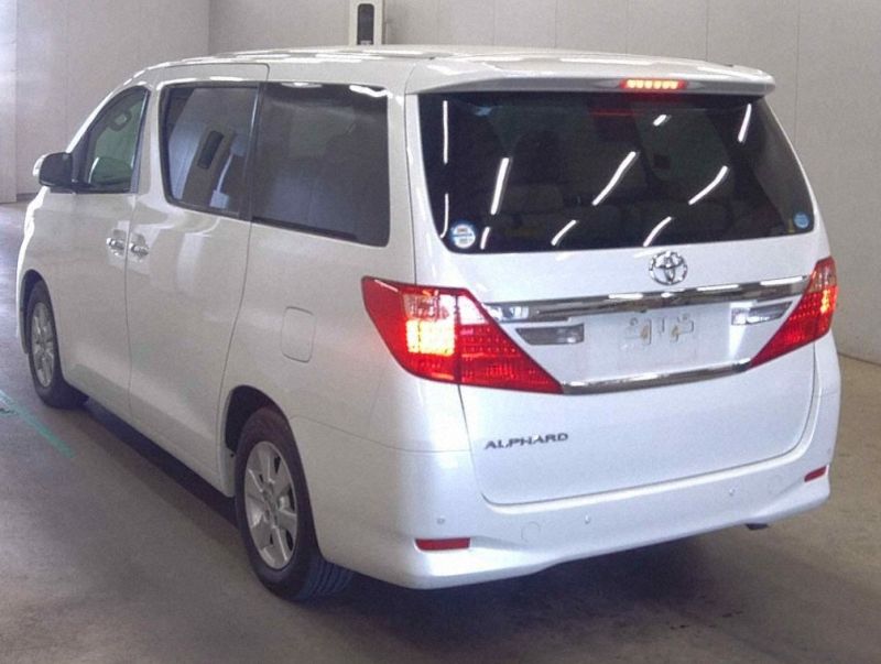 2013 TOYOTA ALPHARD 240X WELFARE SEAT — photograph 6