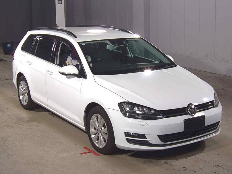2016 VOLKSWAGEN GOLF VARIANT TSI CONFLINE BLUEMOTION TEG — photograph 4