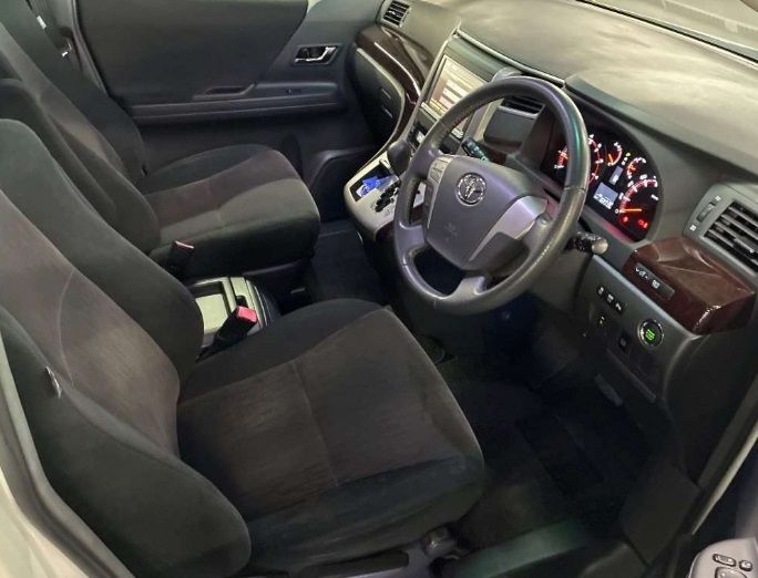 2013 TOYOTA ALPHARD 240S — photograph 7