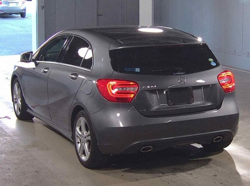 2014 MERCEDES A CLASS A-180 — photograph 6
