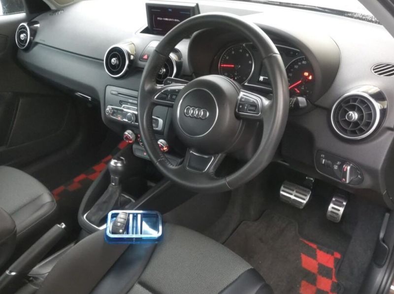 2013 AUDI A1 SPORTBACK 1.4 TFSI — photograph 7