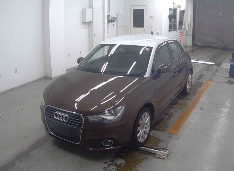 2013 AUDI A1 SPORTBACK 1.4 TFSI — photograph 8