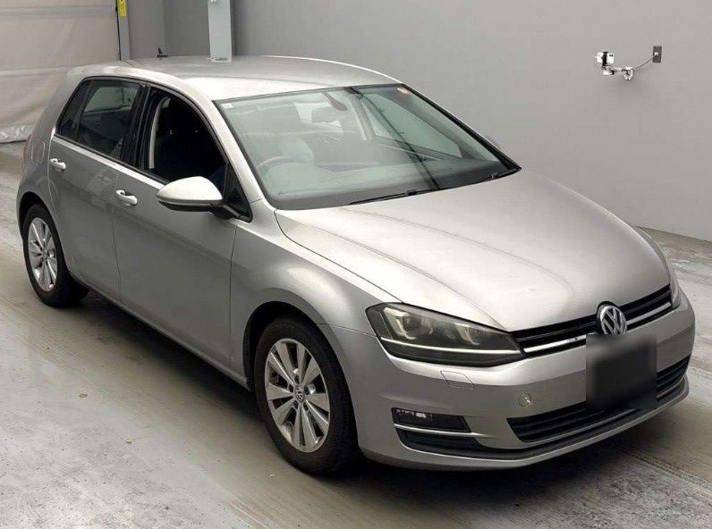 2015 VOLKSWAGEN GOLF TSI COMFORT LINE BLUE MOTION — photograph 14