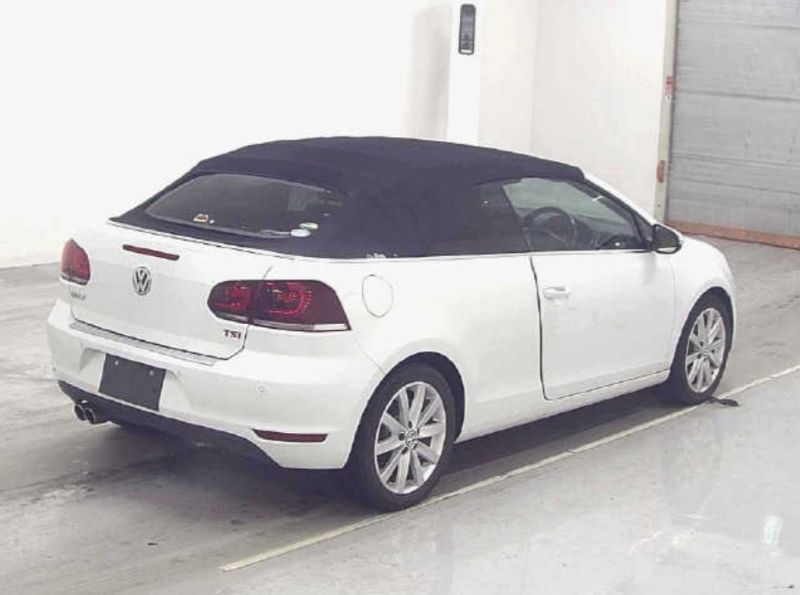 2012 VOLKSWAGEN GOLF CAB BASE GRADE — photograph 3
