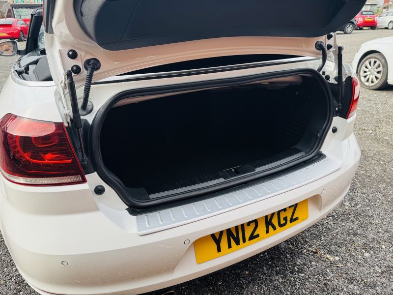 2012 VOLKSWAGEN GOLF CAB BASE GRADE — photograph 14