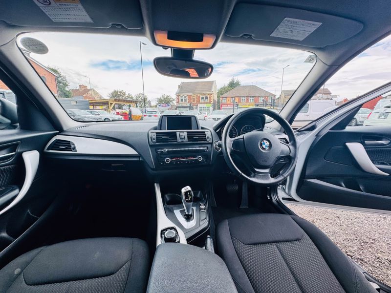 2013 BMW 1 SERIES 116i — photograph 33