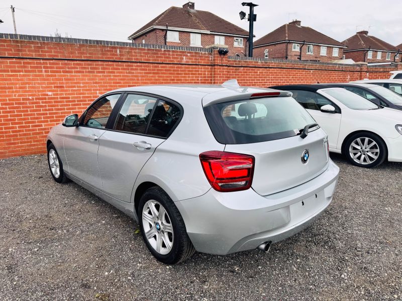 2013 BMW 1 SERIES 116i — photograph 41