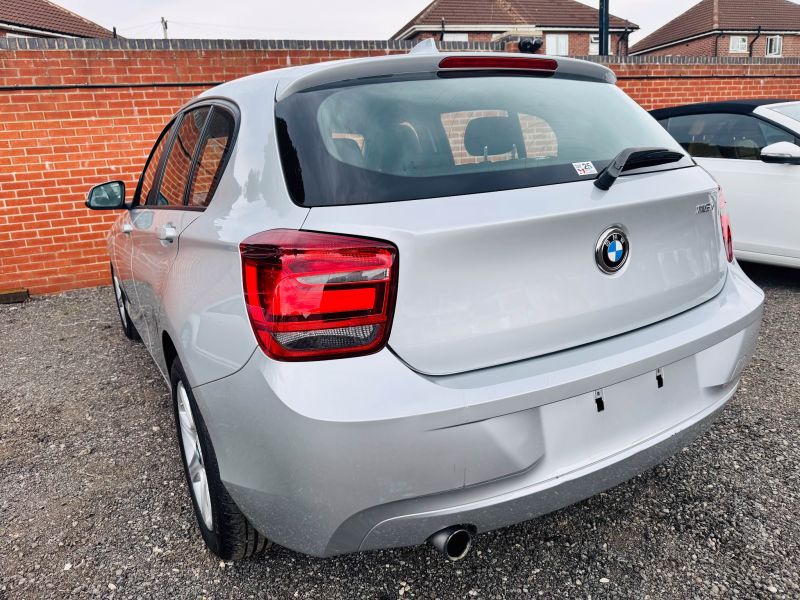 2013 BMW 1 SERIES 116i — photograph 42
