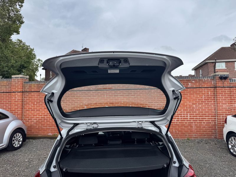 2013 BMW 1 SERIES 116i — photograph 47
