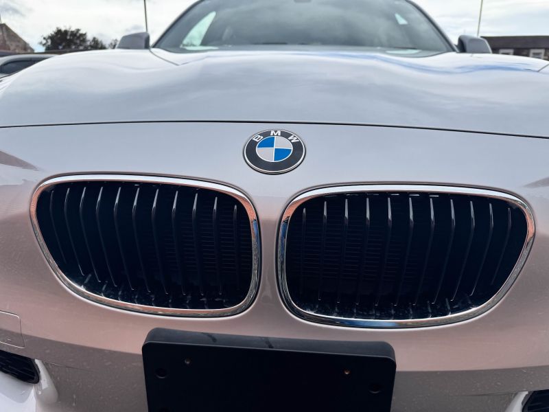 2013 BMW 1 SERIES 116i — photograph 56