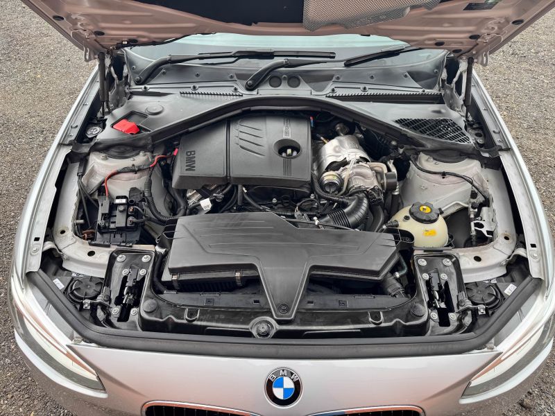 2013 BMW 1 SERIES 116i — photograph 61