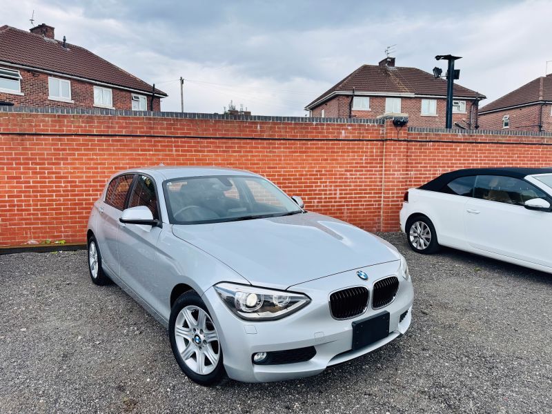 2013 BMW 1 SERIES 116i — photograph 15