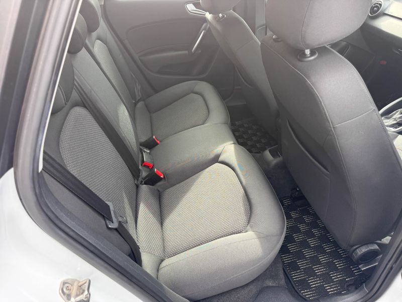 2013 AUDI A1 SPORTBACK 1.4TFSI — photograph 18