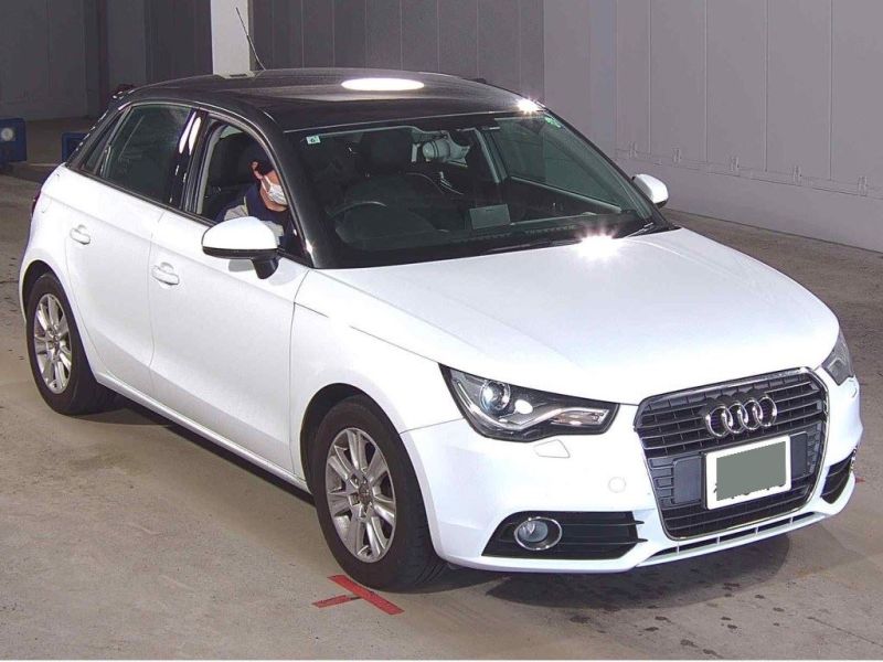 2013 AUDI A1 SPORTBACK 1.4TFSI — photograph 2
