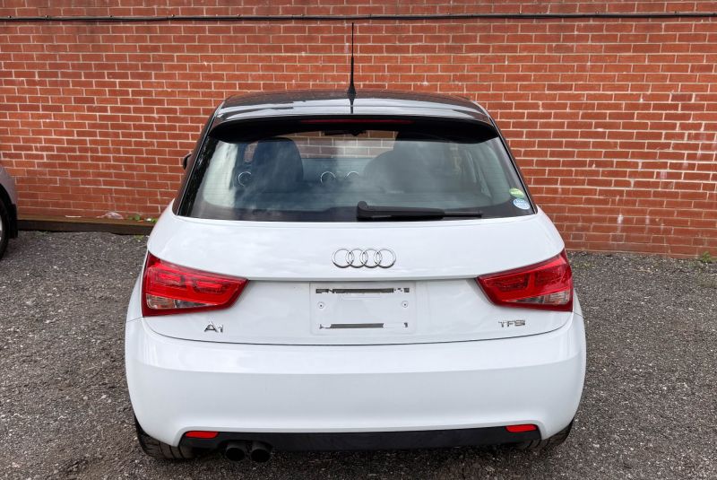 2013 AUDI A1 SPORTBACK 1.4TFSI — photograph 27