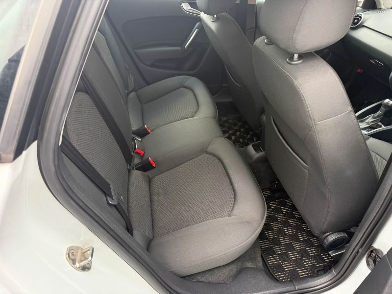2013 AUDI A1 SPORTBACK 1.4TFSI — photograph 33