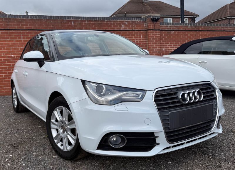2013 AUDI A1 SPORTBACK 1.4TFSI — photograph 41