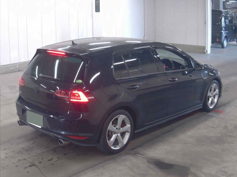 2016 VOLKSWAGEN GOLF GTI GTI — photograph 42
